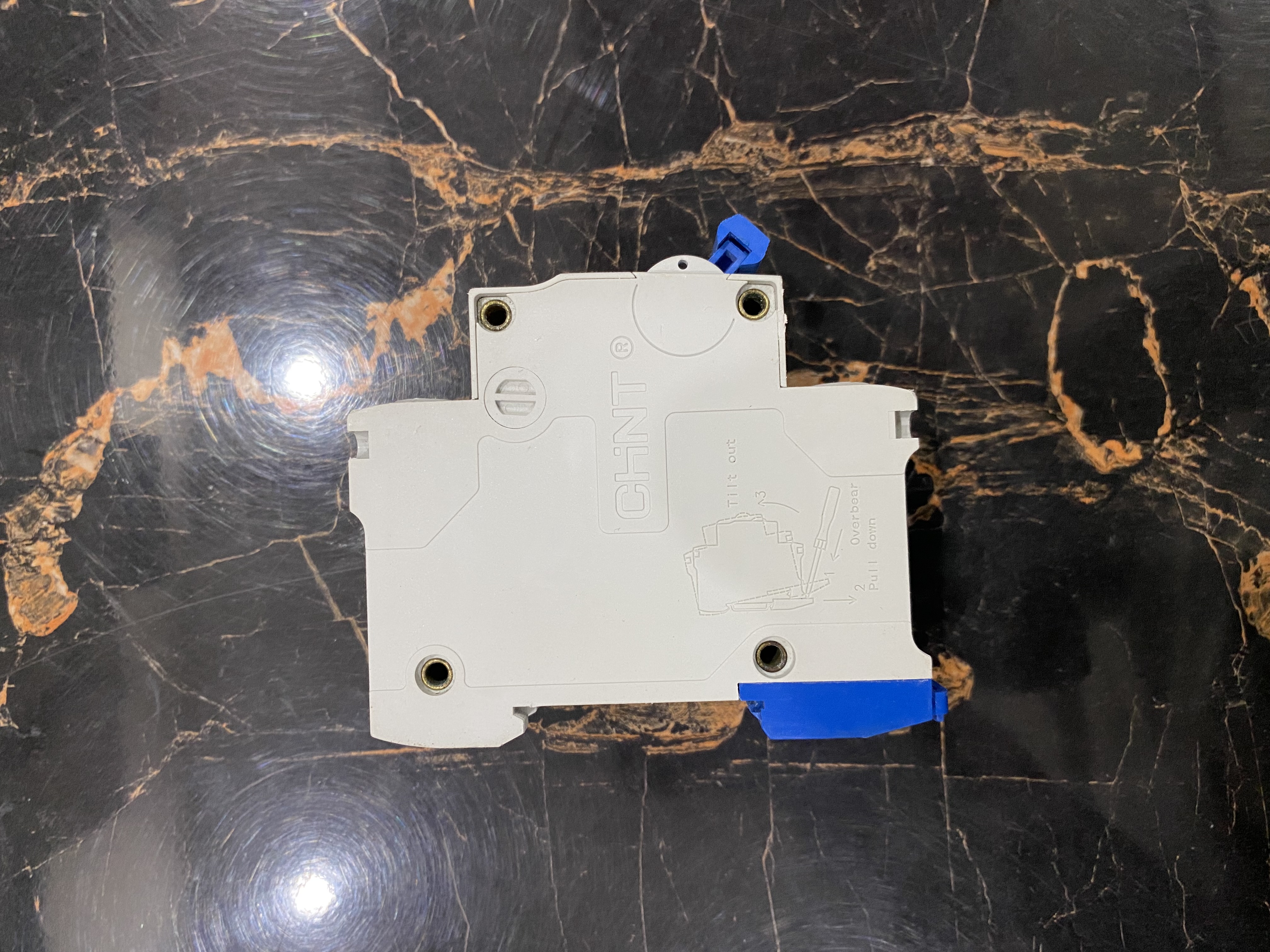 CHINT NB7-63DC C63 2 Pole DC MCB – 63A, 1000V DC Circuit Breaker | 10kA 4