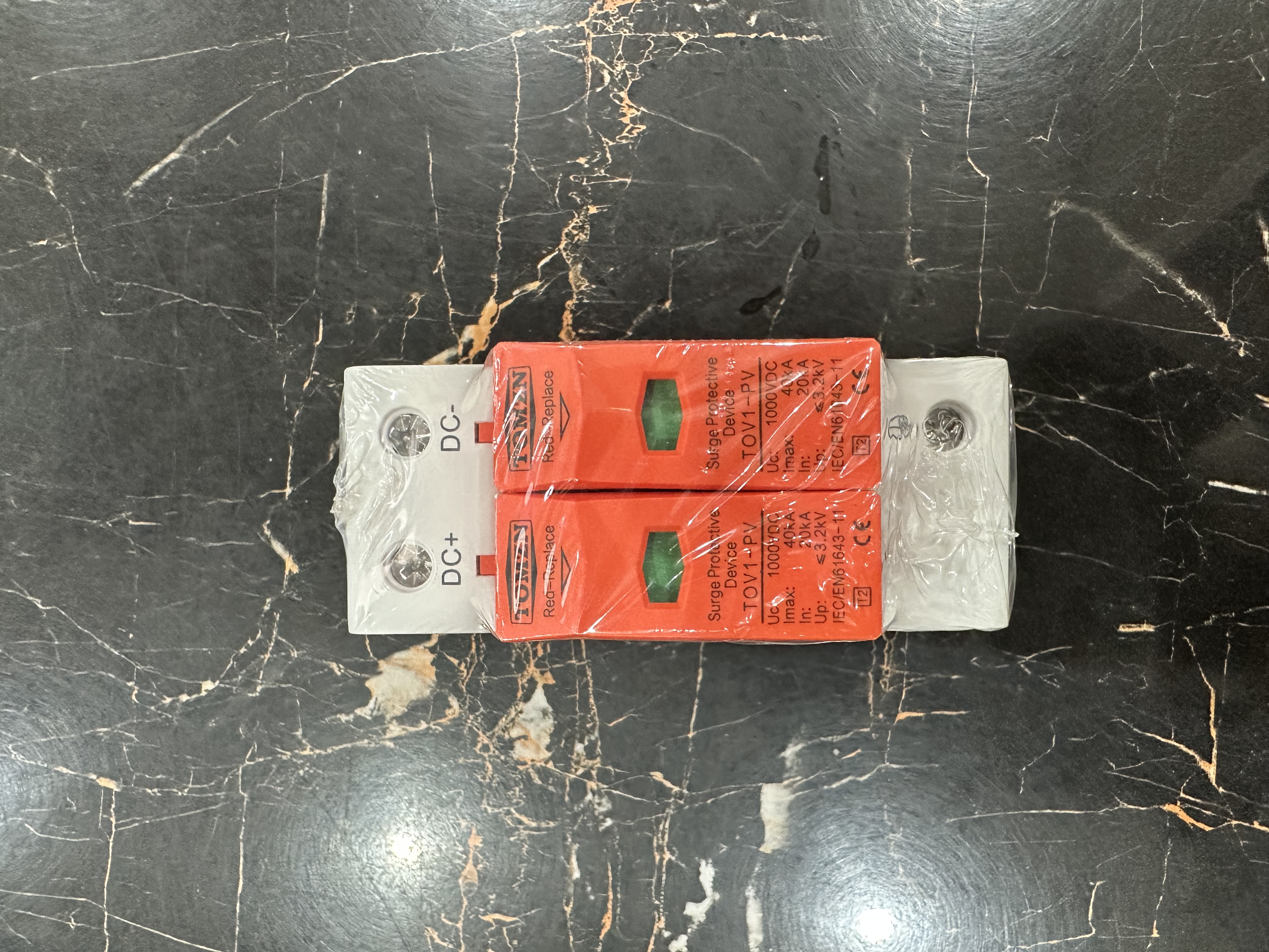 TOMZN TOV1-PV 1000V DC Type 2 SPD – 2 Pole Solar PV Surge Protection Device | 40kA 3